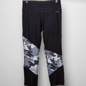 X by Gottex Color block Capri Performance Legging